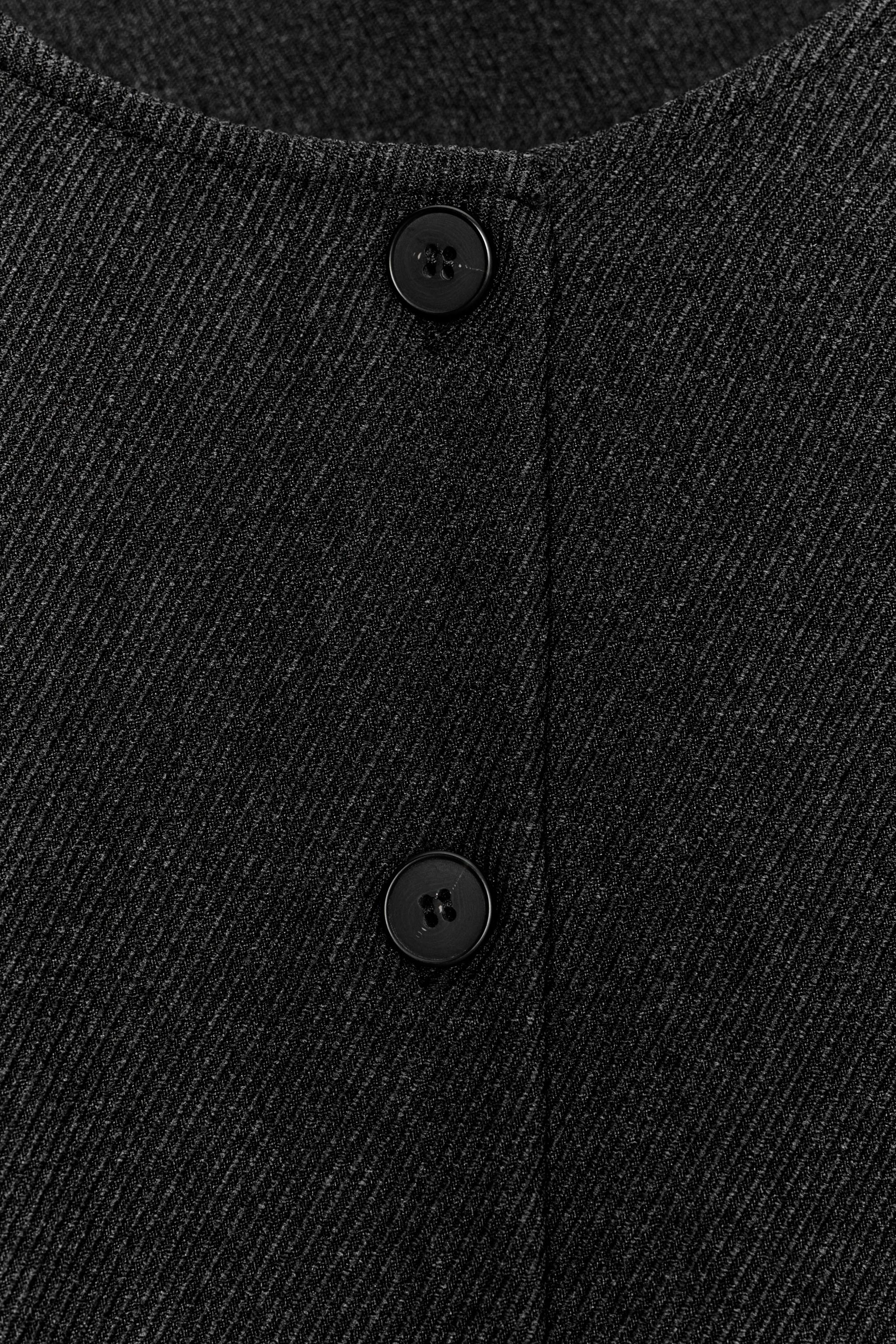 PUFF SLEEVE PEPLUM TOP